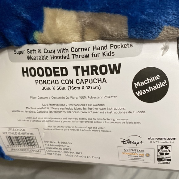 Disney Star Wars Hooded Throw Blanket Baby Yoda NEW - Picture 4 of 5
